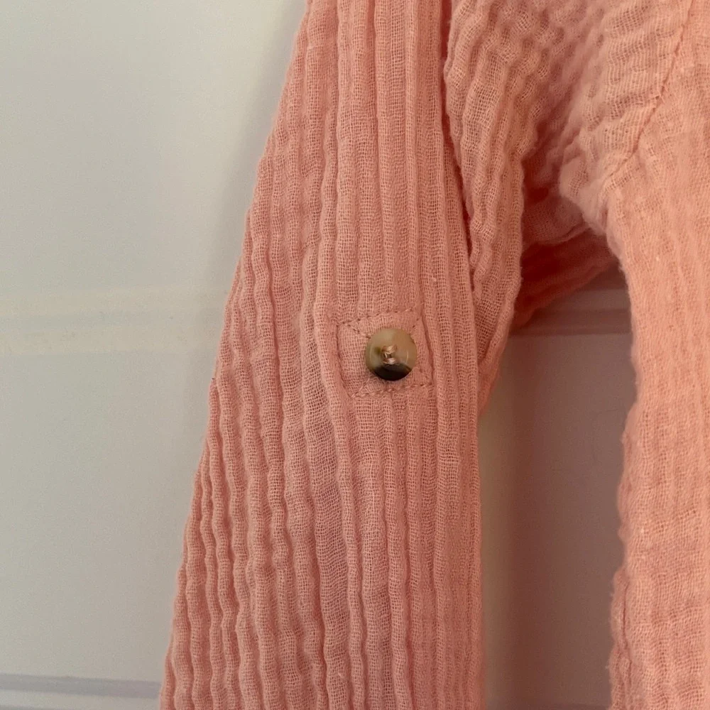 Japna Women's Coral Button-Down Shirt - Picture 9 of 11